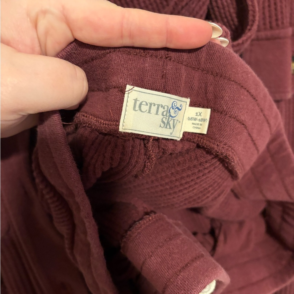 Burgundy Button-Up and Pant Set - Picture 3 of 4